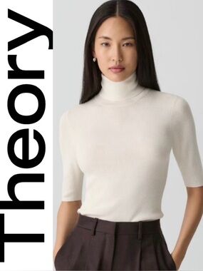 Theory Leenda Short-sleeve Turtleneck